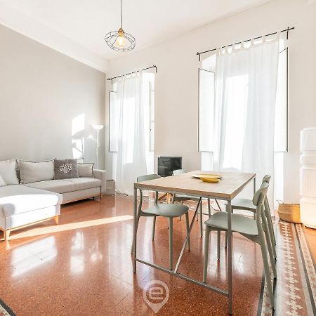 קליארי Mirabel Apartment - Wonderful Flat In City Center מראה חיצוני תמונה