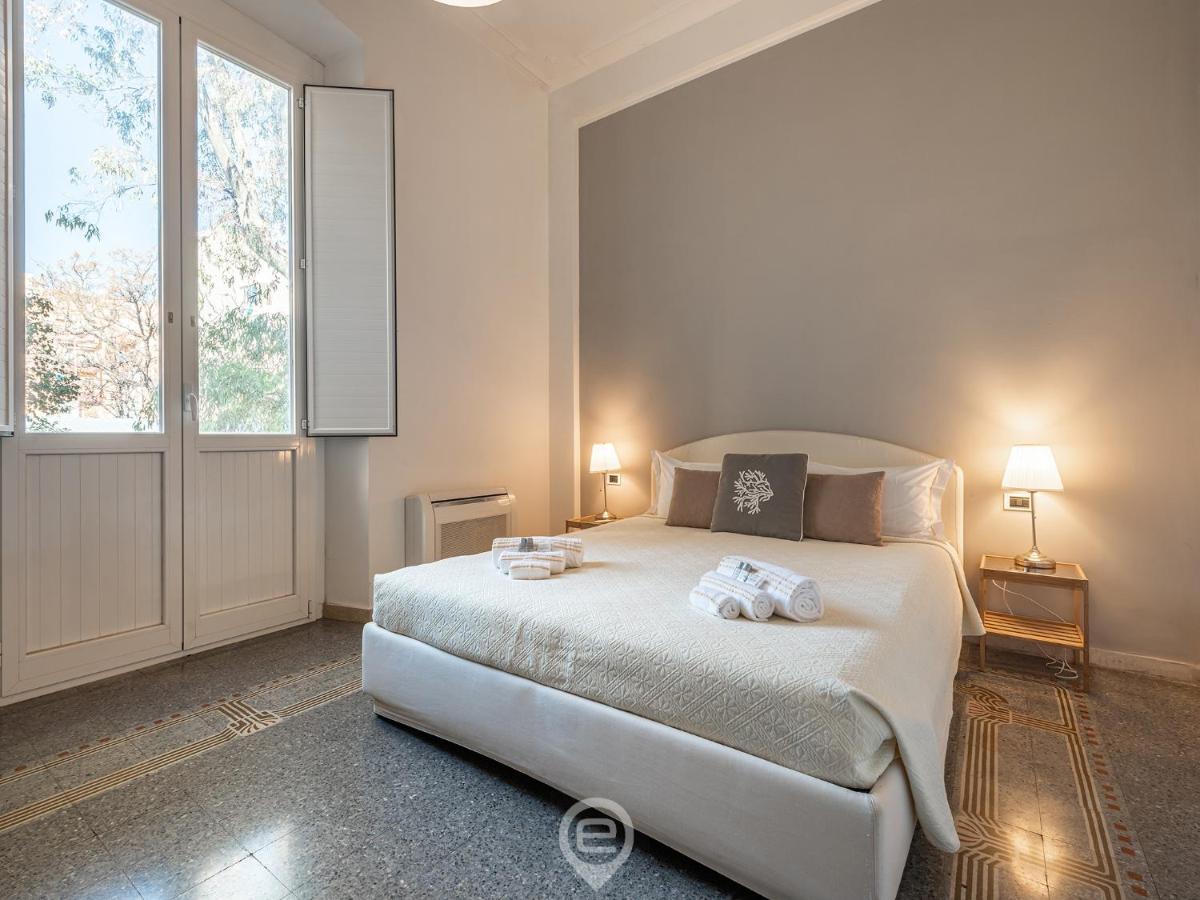 קליארי Mirabel Apartment - Wonderful Flat In City Center מראה חיצוני תמונה